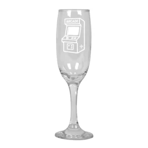 Sektglas-mit-Arcade-Gravur-–-Kultiges-Geschenk-fuer-Gamer-Retro-Fans